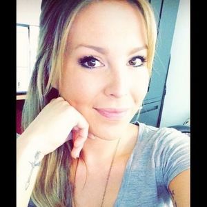 Meet your Posher, Mikayla